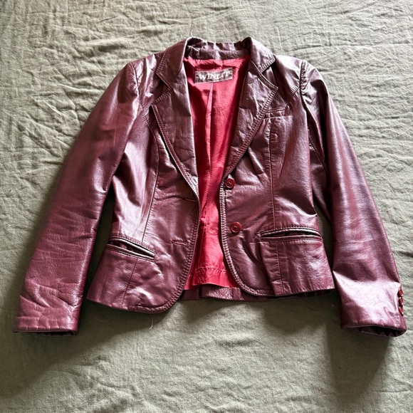 Winlit vintage Women's Burgundy Leather Jacket size 7 fits like Small - Picture 2 of 11